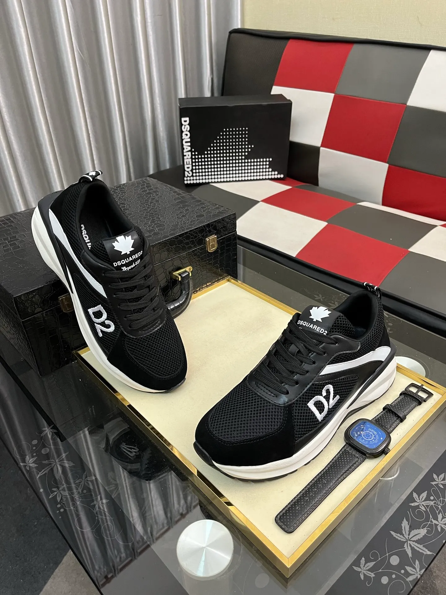 Men's shoes 💰480⌚️⌚️DG's latest popular casual shoes 🔥🔥, the tongue has the brand's iconic details, and the combination of silk cowhide and cow suede enhances the style. Fashionable and versatile, it can complement any look. Create an exquisite design with unique dynamic vitality and modern atmosphere, showing modern elegance. Size: 36-464️⃣colors available